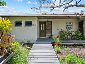 1718 SE 14th St, Fort Lauderdale FL 33316