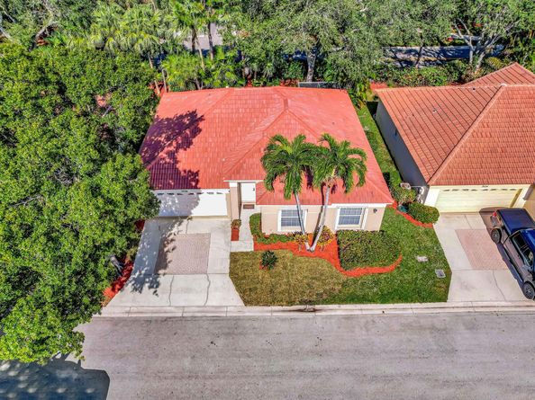 7036 Galleon Cove, Riviera Beach FL 33418