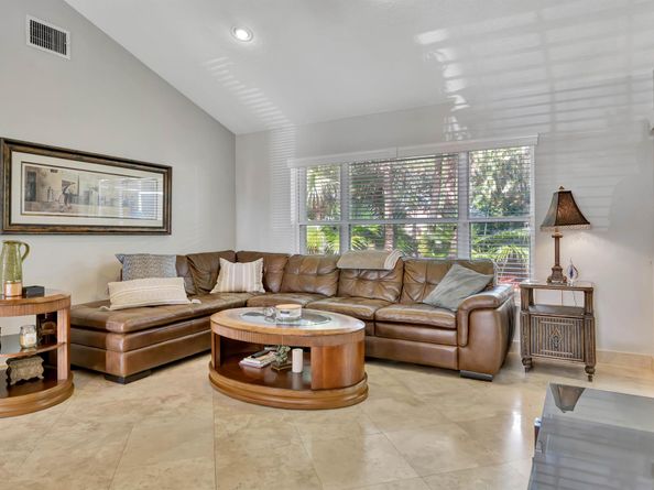 7036 Galleon Cove, Riviera Beach FL 33418