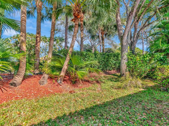 7036 Galleon Cove, Riviera Beach FL 33418