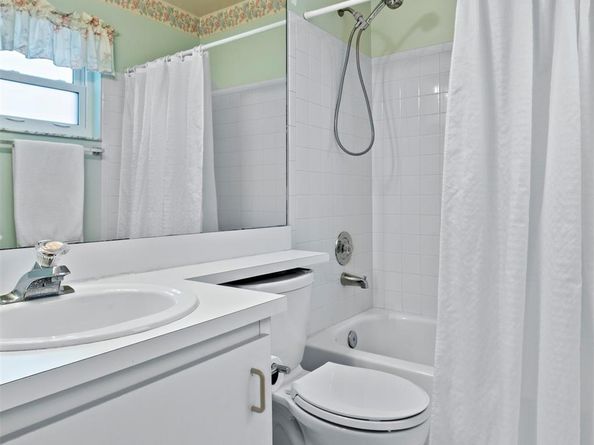 3082 Lillian Ln, Margate FL 33063