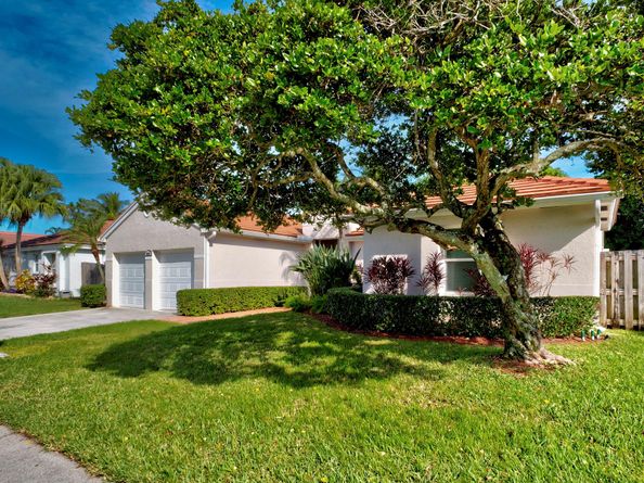 3082 Lillian Ln, Margate FL 33063