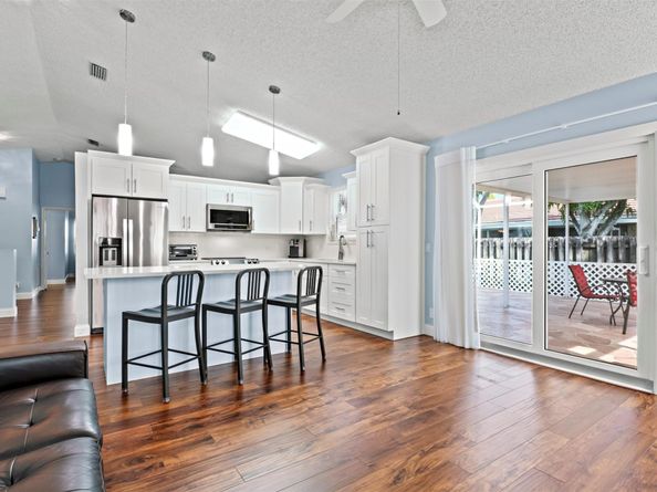 3082 Lillian Ln, Margate FL 33063