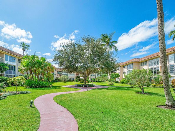 400 NE 20th Street D101, Boca Raton FL 33431