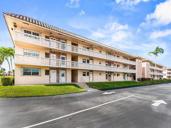 400 NE 20th Street D101, Boca Raton FL 33431