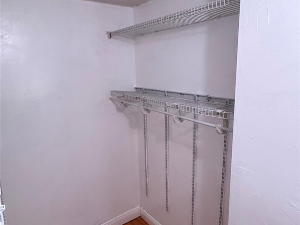 851 NE 209th Ter 202, Miami FL 33179