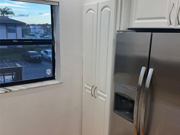 851 NE 209th Ter 202, Miami FL 33179