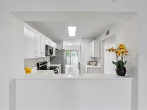 7763 Southampton Ter 102, Tamarac FL 33321