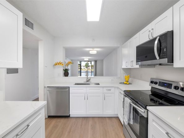 7763 Southampton Ter 102, Tamarac FL 33321