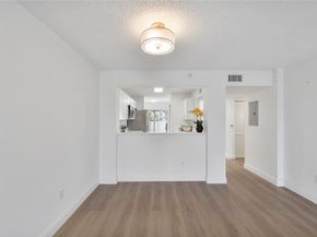 7763 Southampton Ter 102, Tamarac FL 33321