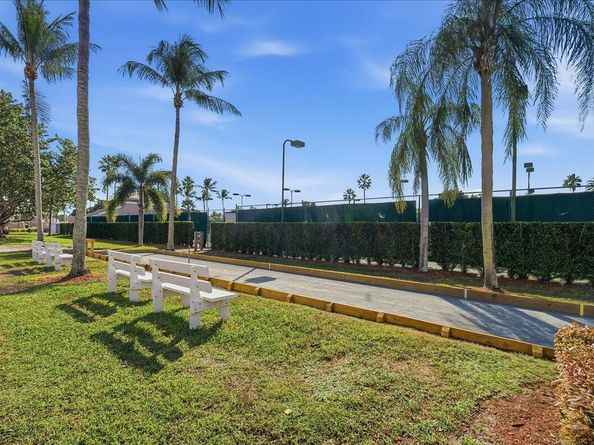 5352 N San Andros, West Palm Beach FL 33411