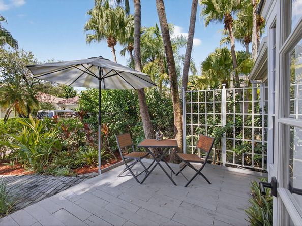 207 Woodsmuir Court, Palm Beach Gardens FL 33418