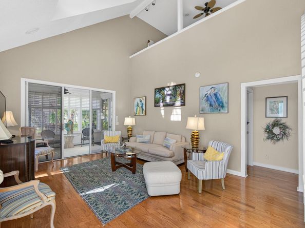 207 Woodsmuir Court, Palm Beach Gardens FL 33418