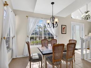 207 Woodsmuir Court, Palm Beach Gardens FL 33418