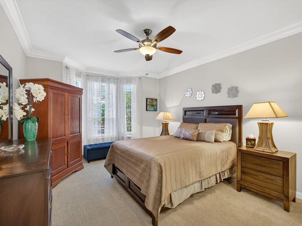 207 Woodsmuir Court, Palm Beach Gardens FL 33418