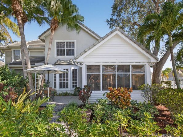 207 Woodsmuir Court, Palm Beach Gardens FL 33418