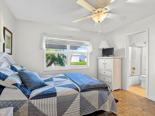 2088 SW 14th Avenue, Boynton Beach FL 33426