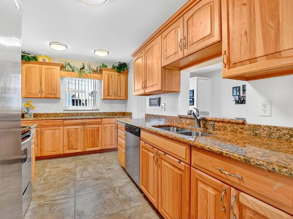 2088 SW 14th Avenue, Boynton Beach FL 33426