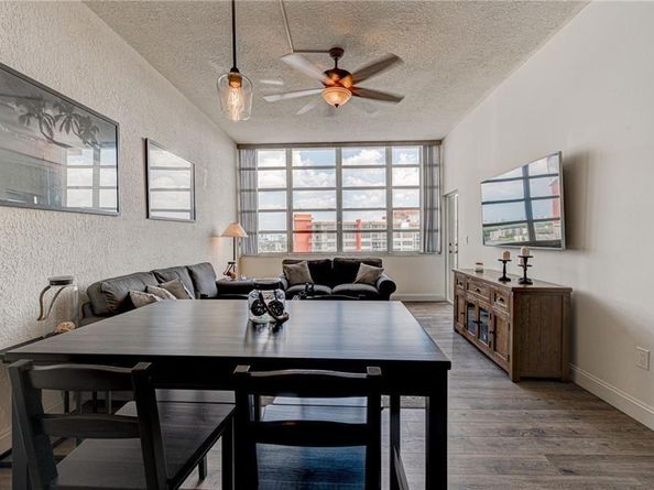 1301 NE Miami Gardens Dr 1721W, Miami FL 33179