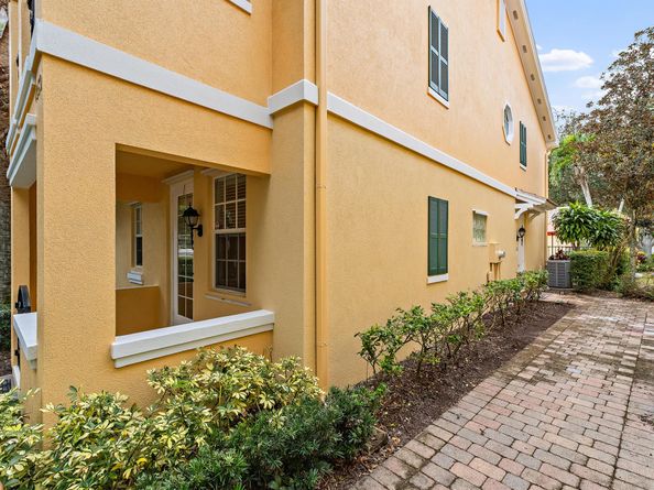 4050 Parkside Drive, Jupiter FL 33458