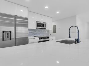 1170 NW 59th St, Miami FL 33127