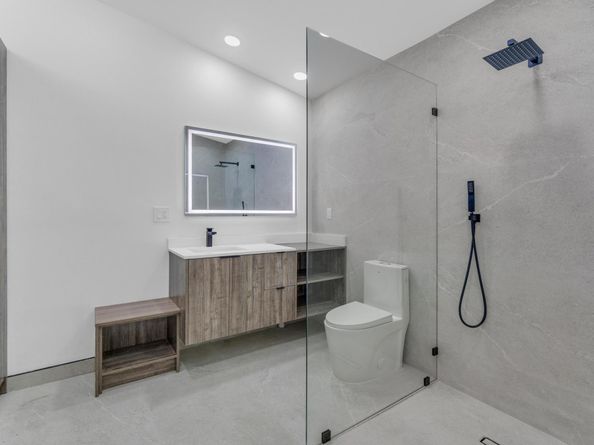 1170 NW 59th St, Miami FL 33127