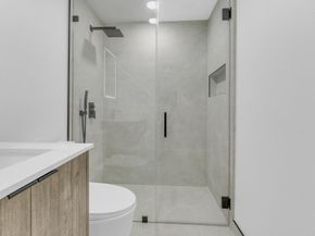 1170 NW 59th St, Miami FL 33127