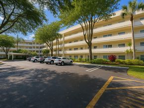 3980 Oaks Clubhouse Dr 505, Pompano Beach FL 33069