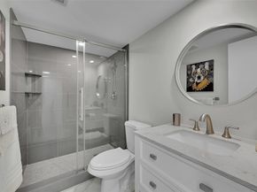 3980 Oaks Clubhouse Dr 505, Pompano Beach FL 33069