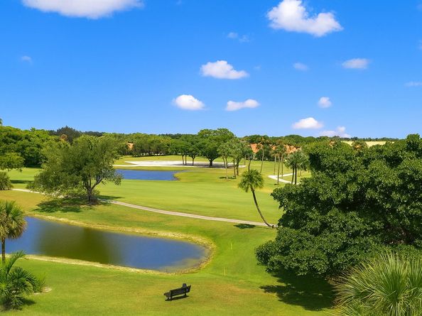 3980 Oaks Clubhouse Dr 505, Pompano Beach FL 33069