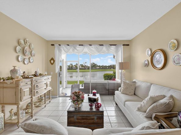 17287 Boca Club Boulevard 1, Boca Raton FL 33487