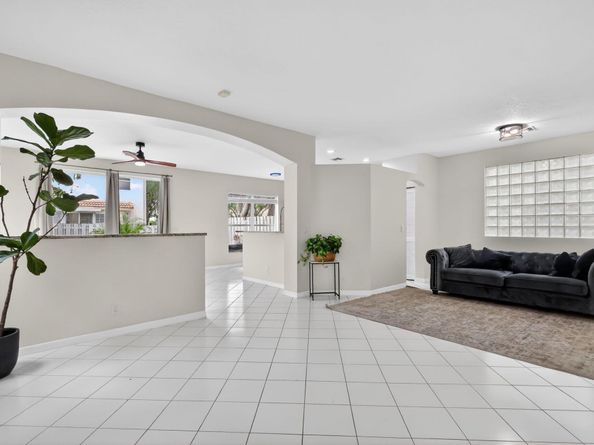 6857 Sugarloaf Key Street, Lake Worth FL 33467