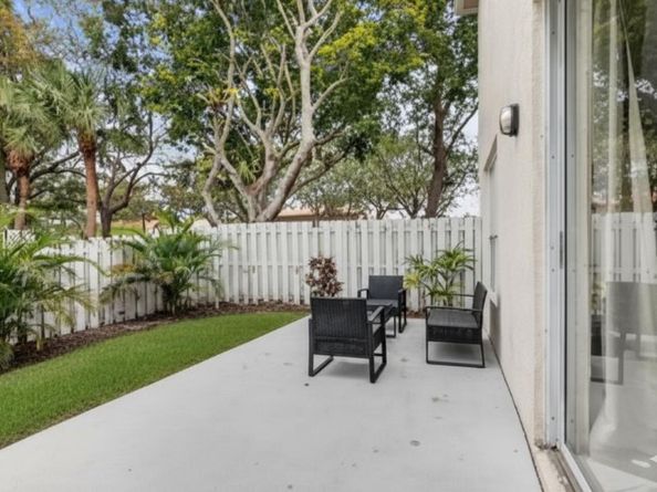 6857 Sugarloaf Key Street, Lake Worth FL 33467