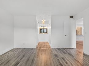 7770 Tahiti Lane 105, Lake Worth FL 33467