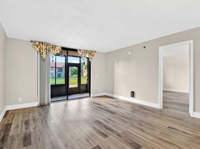 7770 Tahiti Lane 105, Lake Worth FL 33467