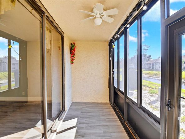 7770 Tahiti Lane 105, Lake Worth FL 33467