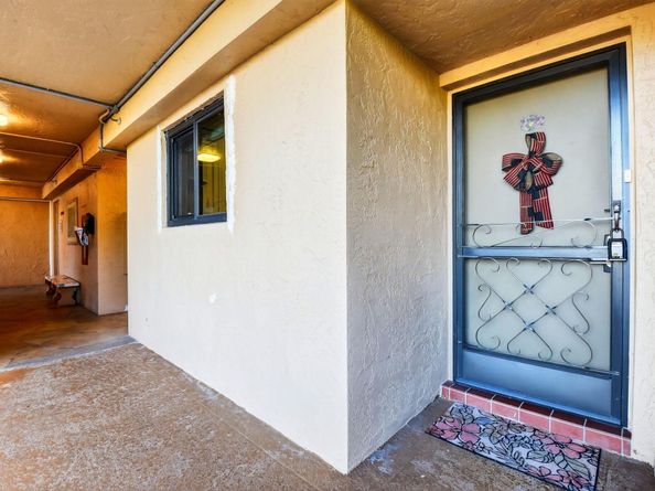 7770 Tahiti Lane 105, Lake Worth FL 33467