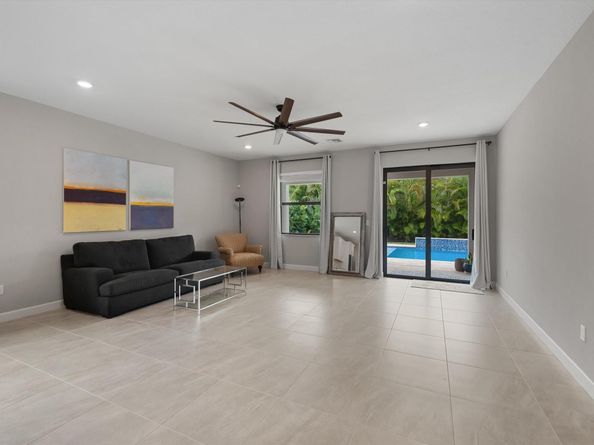 3173 Streng Lane, Royal Palm Beach FL 33411