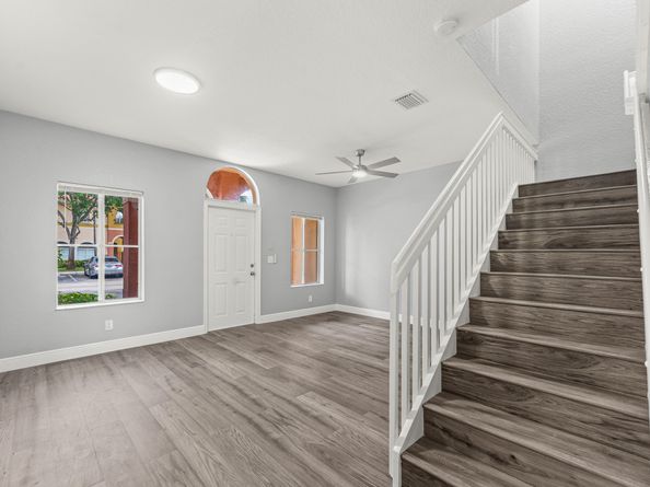 205 S Santa Catalina Circle 205, North Lauderdale FL 33068