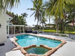 11620 S Budd Drive, Cooper City FL 33026