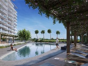 13899 Biscayne Boulevard TH106, North Miami Beach FL 33181
