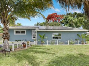 9277 Bloomfield Drive, Palm Beach Gardens FL 33410