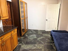 732 NW 43rd Court, Oakland Park FL 33309