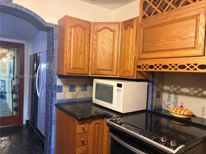 732 NW 43rd Court, Oakland Park FL 33309