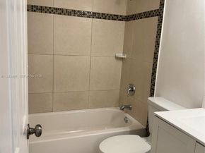 1831 Sabal Palm Drive 403, Davie FL 33324