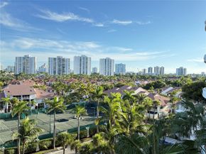 21050 Point Place 702, Aventura FL 33180