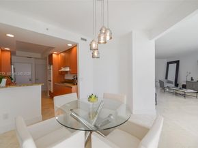 21050 Point Place 702, Aventura FL 33180