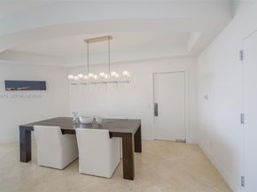 21050 Point Place 702, Aventura FL 33180