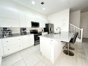 1765 NW 124th Pl, Pembroke Pines FL 33028