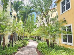 1765 NW 124th Pl, Pembroke Pines FL 33028